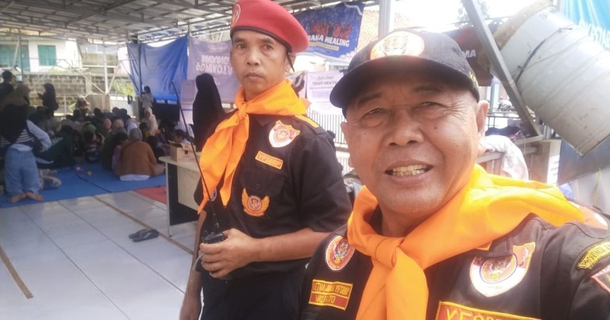 Ketua YFSBBP Jabar Pimpinan Kegiatan Bantuan Pasca Bencana Longsor di Pasir Langu Cisarua Bandung
