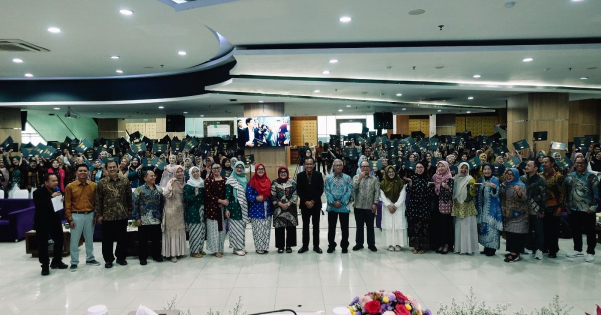 Cetak 334 Guru Profesional, FKIP Universitas Pakuan Gelar Yudisium dan Penyerahan Sertifikat Pendidik PPG
