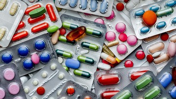 Sorotan Tajam: Mengapa Harga Obat di RI Melonjak Lima Kali Lipat Dibanding Malaysia? KPK Turun Cek