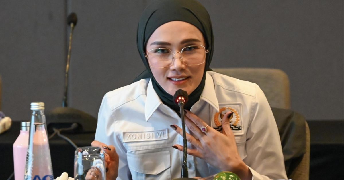 Mulan Jameela Angkat Bicara Soal Tuduhan Negatif Terhadap Profesi Guru, Tegaskan Informasi Itu Hoaks