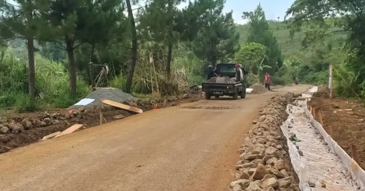 DPU Sukabumi Perbaiki Jalan Lengkong-Mataram, Kucurkan Anggaran Rp373 Juta