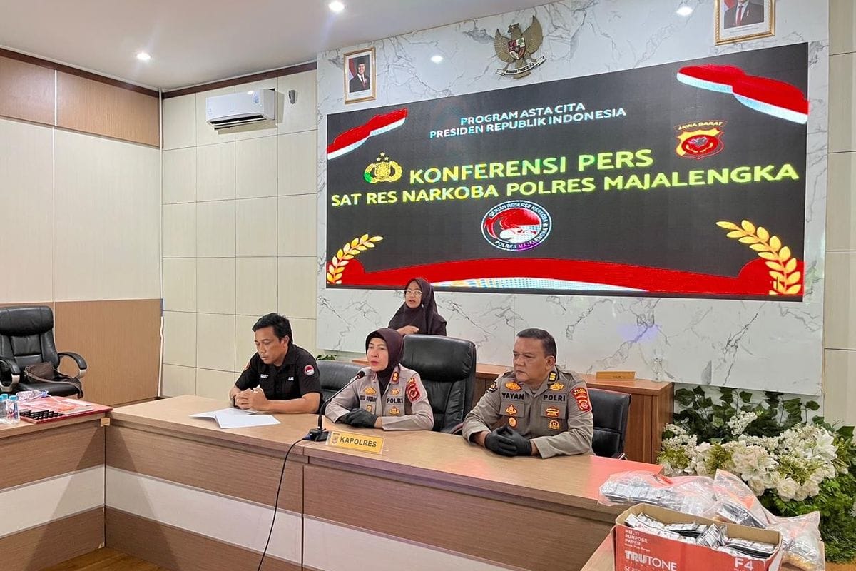 Polres Majalengka Bongkar Jaringan Obat Terlarang Lintas Daerah dan Amankan 7 Tersangka