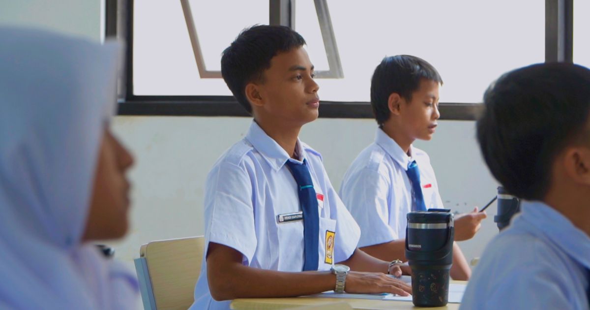 Strategi Akses Pendidikan Vokasi: Transformasi Remaja Bengkel Melalui Program Sekolah Rakyat