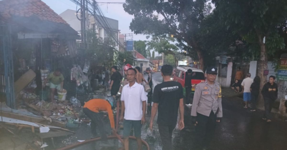 Satu Rumah dan Empat Kios di Purwakarta Hangus Terbakar, Kerugian Rp500 Juta