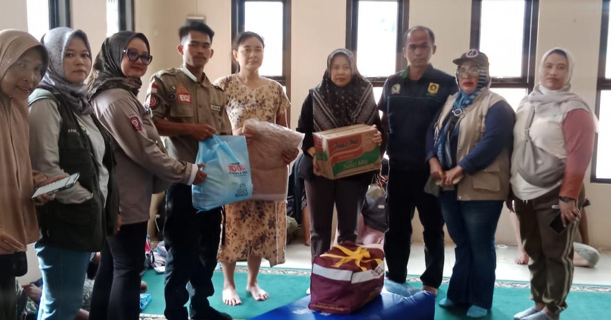FKJBP Bogor Barat dan KNPI, Karang Taruna Bergerak, Dinsos Bogor Disorot: Bantuan Minum untuk Ribuan Korban Cigudeg