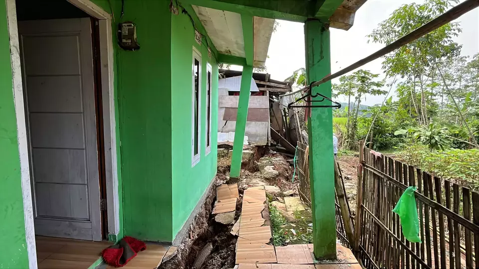 Pergerakan Tanah Guncang Cianjur, Puluhan Hunian di Cibokor Terancam Ambruk