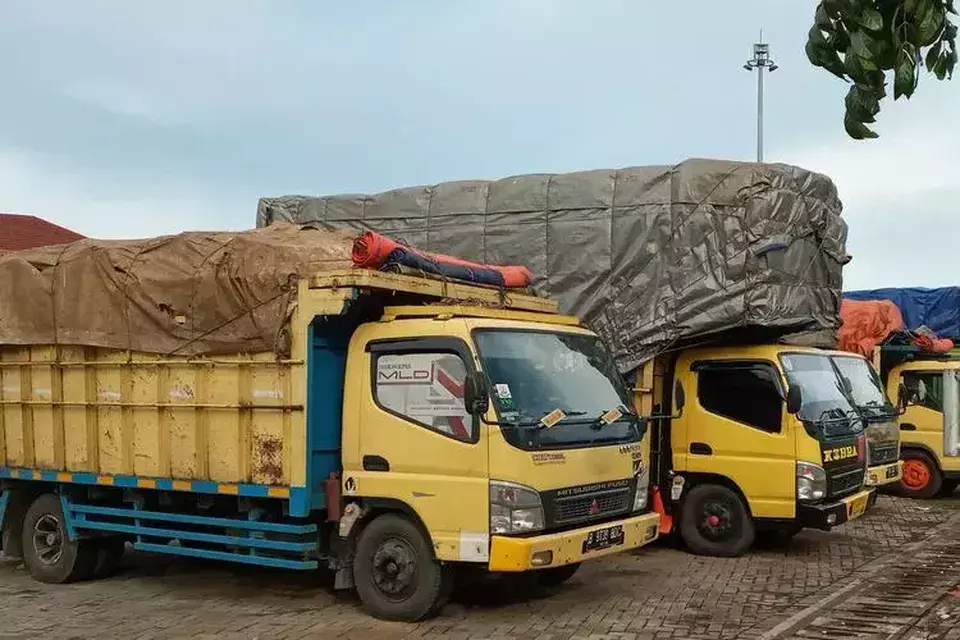 Antisipasi Kerusakan Jalan, Pemkab Bekasi Segera Terapkan Pembatasan Jam Operasional Truk Berat