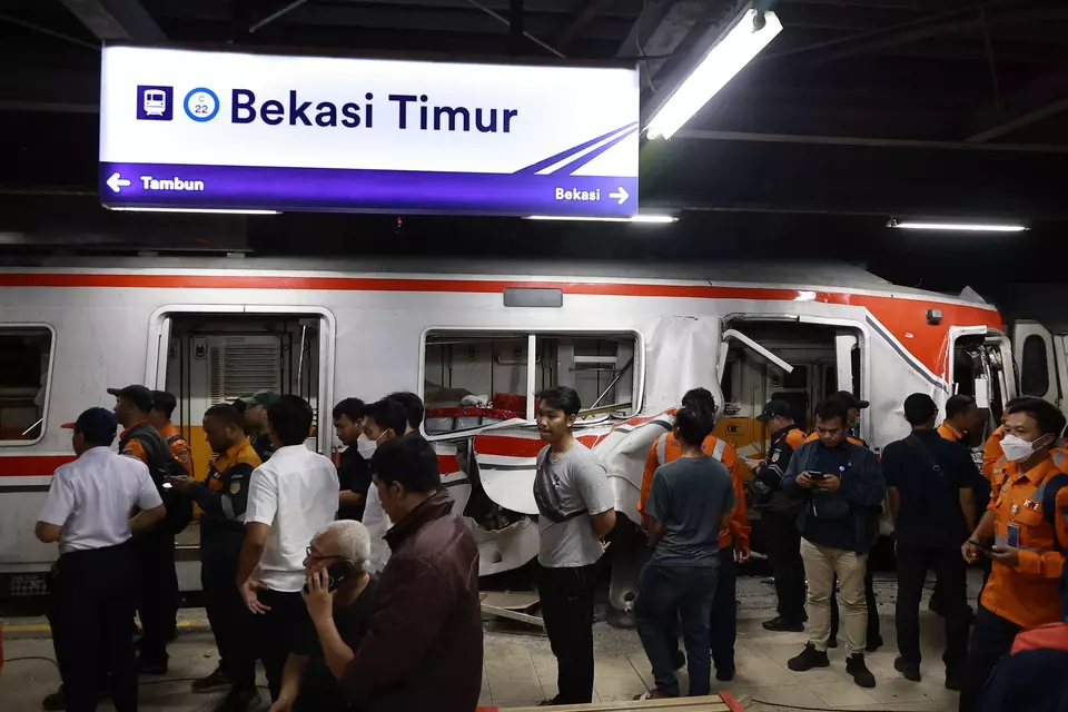 Dampak Kecelakaan di Bekasi Timur, KAI Commuter Alihkan Layanan dan Sediakan Transportasi Pengganti