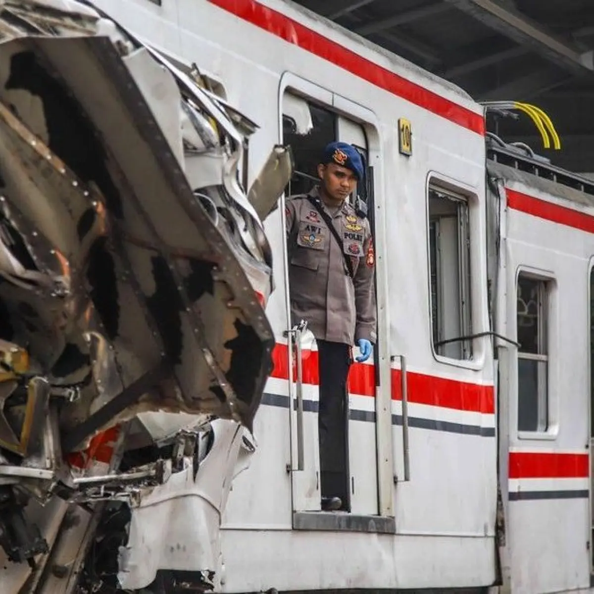 RS Polri Finalisasi Identifikasi 10 Korban Tewas dalam Insiden KA Argo Bromo di Bekasi