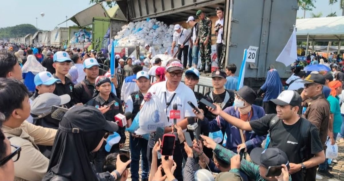 May Day 2026: Pemerintah Salurkan 350 Ribu Paket Sembako untuk Buruh di Monas