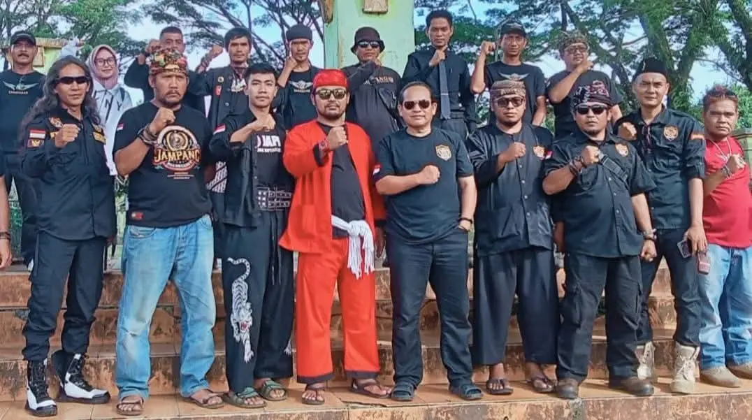 Tokoh Jampang Peci Merah Turun Tangan Kawal Dugaan Pelecehan di Sekolah