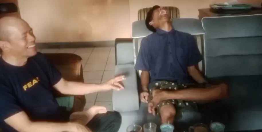 Bung Ramses Menyapa Pemimpin, Camat Japmangkulon: Aspirasi Sunyi yang Menggetarkan Hati, Tapi Suasana Jadi Penuh Gelak tawa